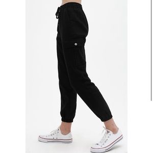 ONLY SMALL & LARGE AVAILABLE! Black Cuffed Joggers